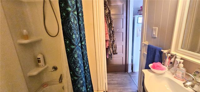 53 Carrick Ave, Carrick, PA 15210