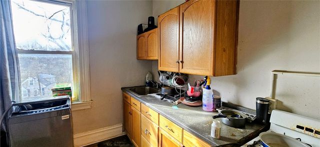 53 Carrick Ave, Carrick, PA 15210
