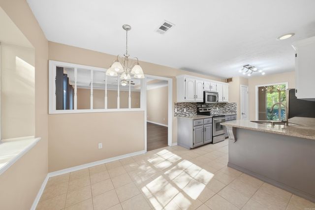 3 Summerville Drive, Greenbrier, AR 72058