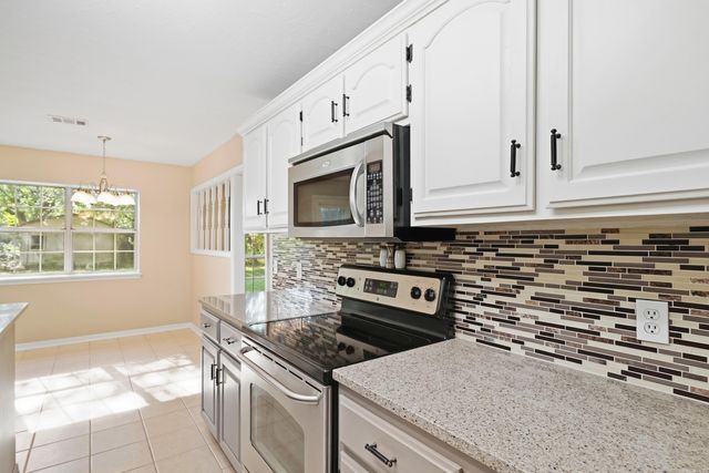 3 Summerville Drive, Greenbrier, AR 72058