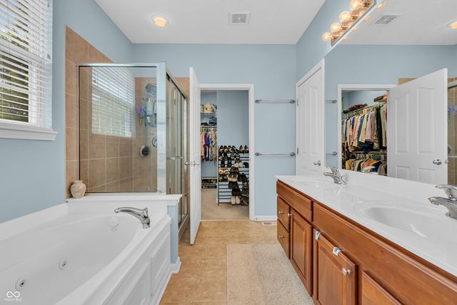 13133 Cresswell Place, Fishers, IN 46037