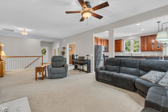13133 Cresswell Place, Fishers, IN 46037