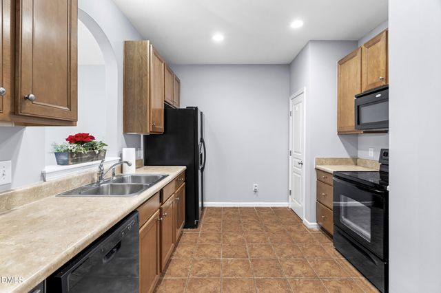 2636 Asher View Court, Raleigh, NC 27606