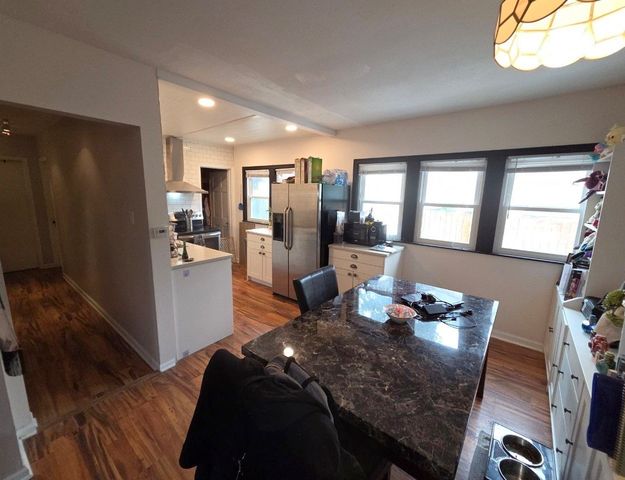 3620 Rollins Avenue, Des Moines, IA 50312