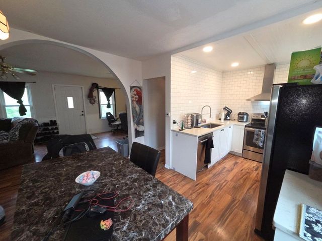 3620 Rollins Avenue, Des Moines, IA 50312