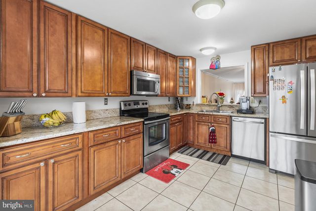 610 BENHAM CT, Newark, DE 19711