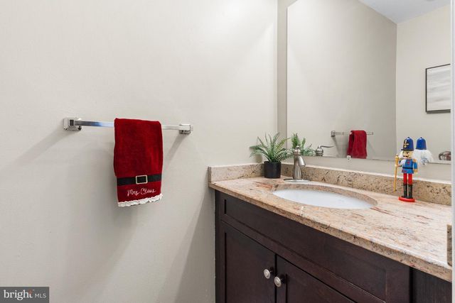 610 BENHAM CT, Newark, DE 19711