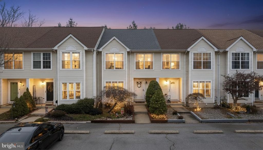 610 BENHAM CT, Newark, DE 19711