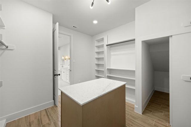 1265 Road 66112, Dayton, TX 77535