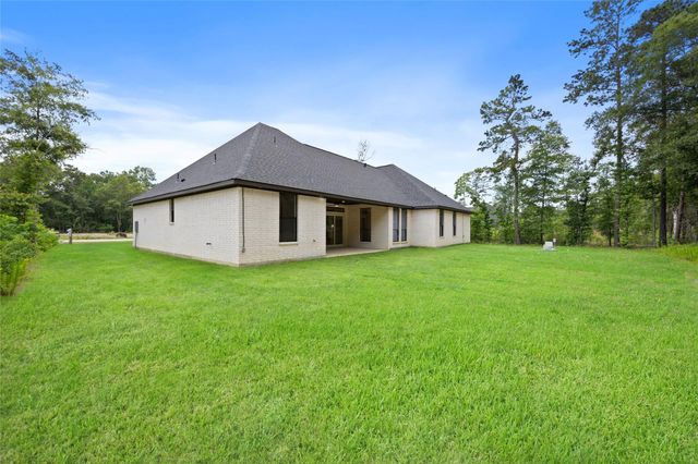 1265 Road 66112, Dayton, TX 77535
