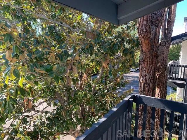 5003 Westpark Dr. 203, Valley Village, CA 91601