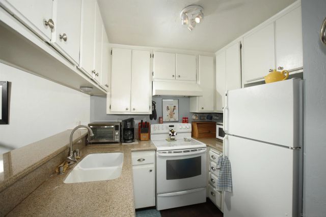 5003 Westpark Dr. 203, Valley Village, CA 91601