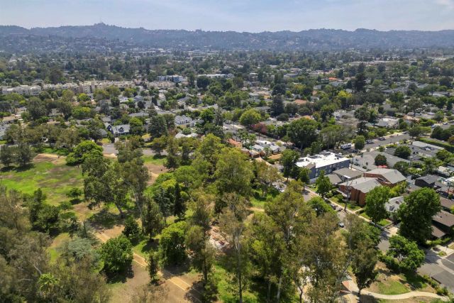 5003 Westpark Dr. 203, Valley Village, CA 91601