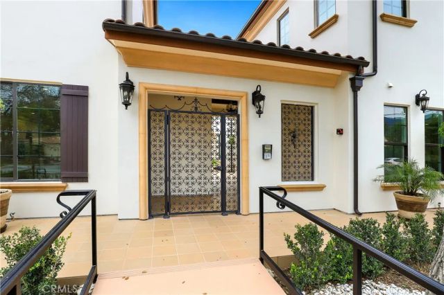 1013 Holly Avenue A, Arcadia, CA 91007