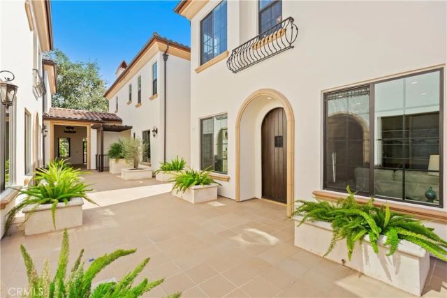 1013 Holly Avenue A, Arcadia, CA 91007