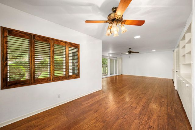 1908 Milam Street, Columbus, TX 78934