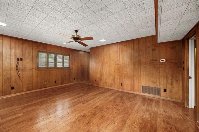 1908 Milam Street, Columbus, TX 78934