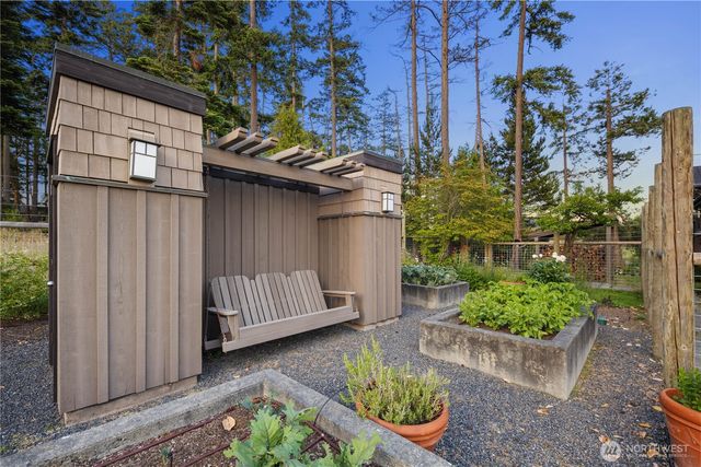 235 Seal Rock Lane, Friday Harbor, WA 98250