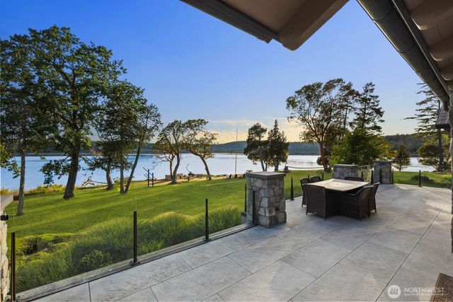 235 Seal Rock Lane, Friday Harbor, WA 98250