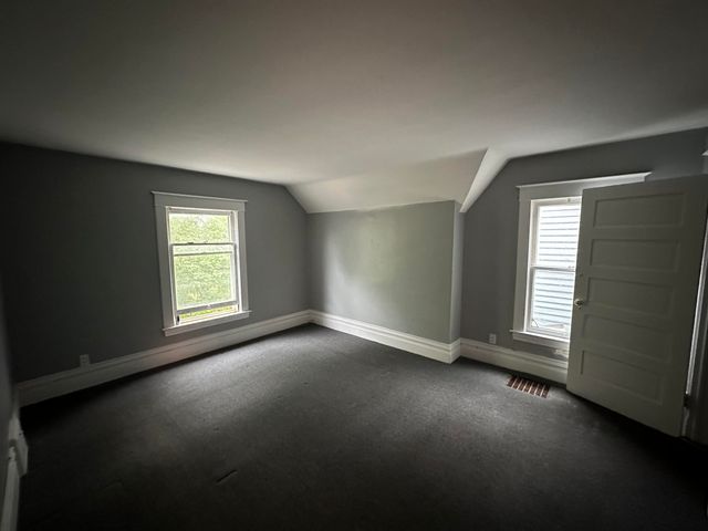 424 Oak Street, Kalamazoo, MI 49007