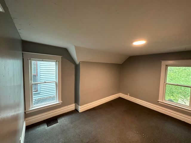 424 Oak Street, Kalamazoo, MI 49007