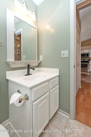 6389 Highland Ridge Drive, East Lansing, MI 48823