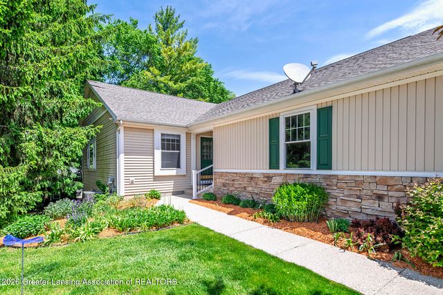 6389 Highland Ridge Drive, East Lansing, MI 48823