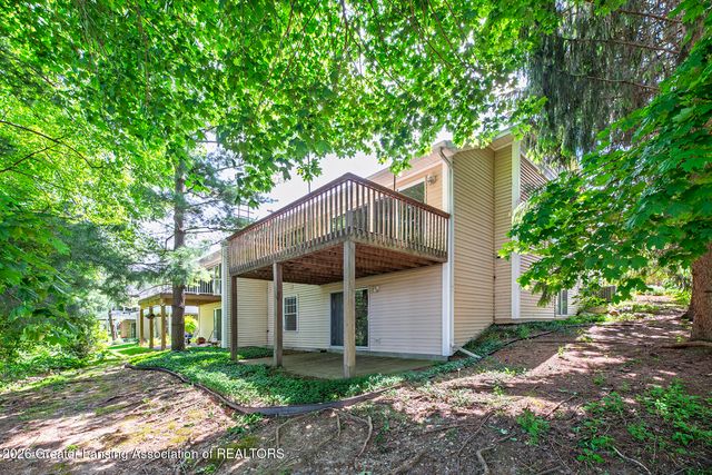 6389 Highland Ridge Drive, East Lansing, MI 48823