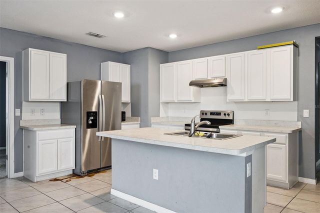 2842 COMMON CRANE COURT, Harmony, FL 34773
