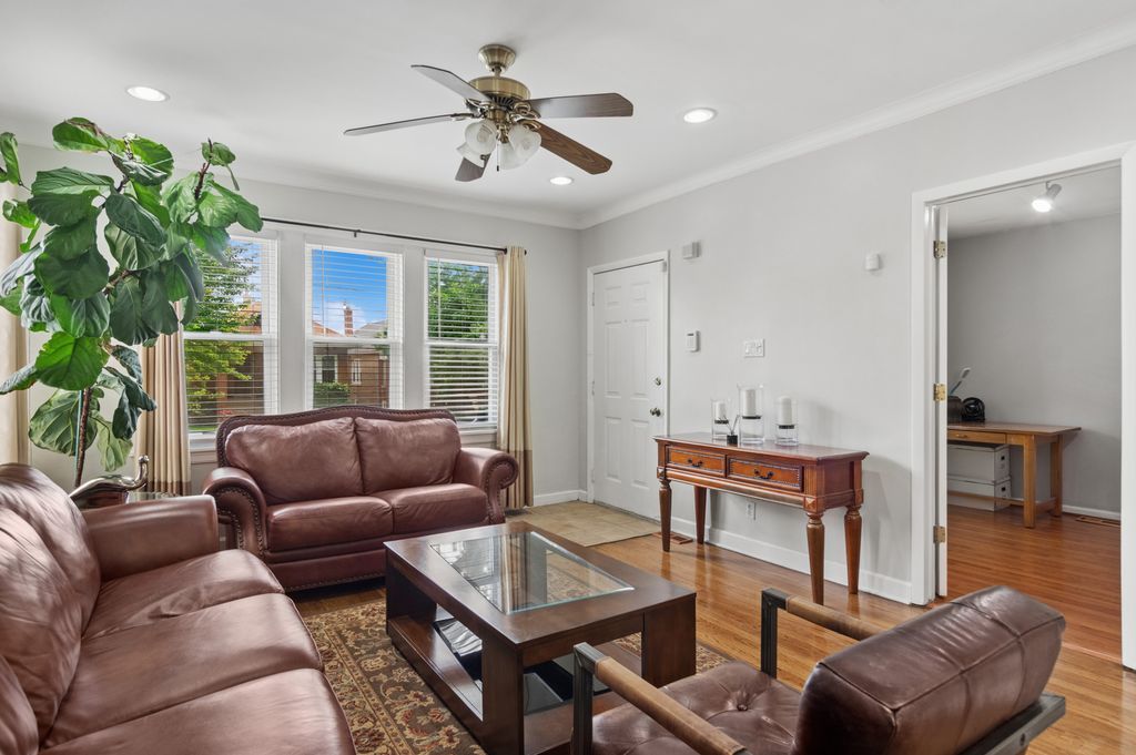 3638 N Linder Avenue, Chicago, IL 60641 — photo 2
