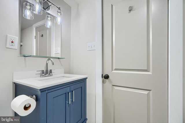 2630 E BALTIMORE ST, Baltimore, MD 21224