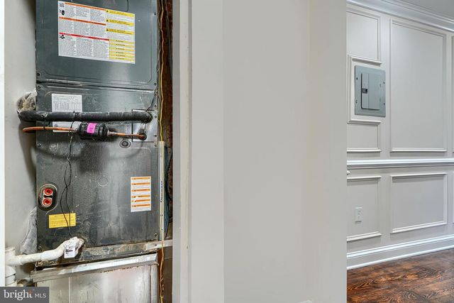 2630 E BALTIMORE ST, Baltimore, MD 21224