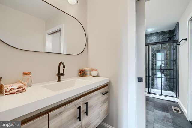 2630 E BALTIMORE ST, Baltimore, MD 21224