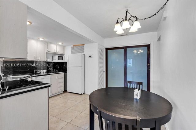 2175 NE 56th St 107, Fort Lauderdale, FL 33308