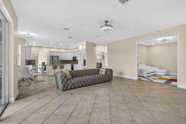 1724 Annandale Circle, Royal Palm Beach, FL 33411