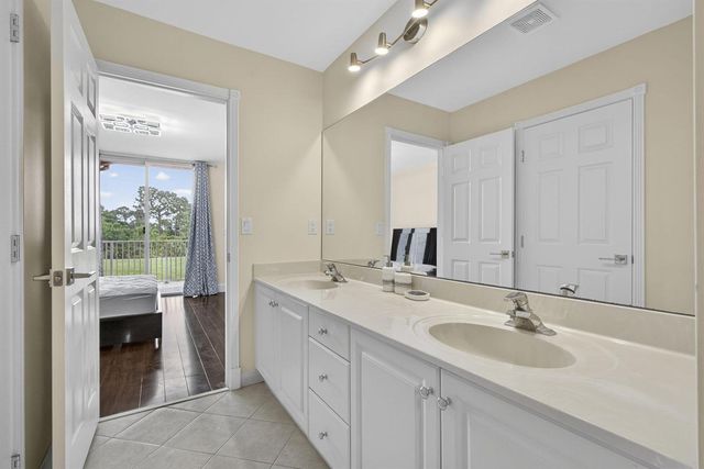 1724 Annandale Circle, Royal Palm Beach, FL 33411