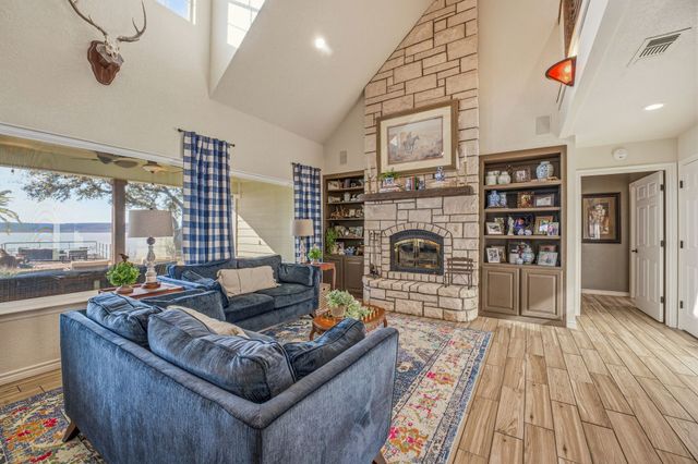 436 Dunn Drive, Palo Pinto, TX 76484