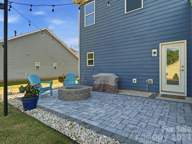 1503 Brooksland Place, Waxhaw, NC 28173