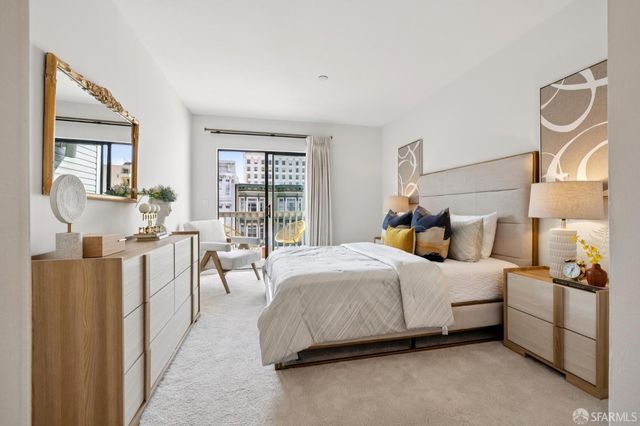 1350 California Street 302, San Francisco, CA 94109