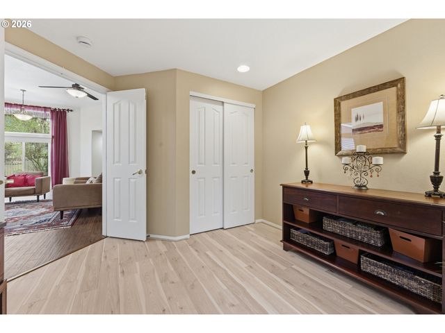 18120 Se 17TH St, Vancouver, WA 98683