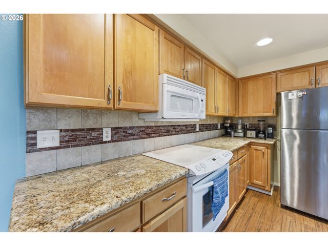 18120 Se 17TH St, Vancouver, WA 98683