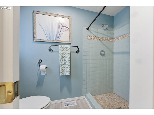 18120 Se 17TH St, Vancouver, WA 98683