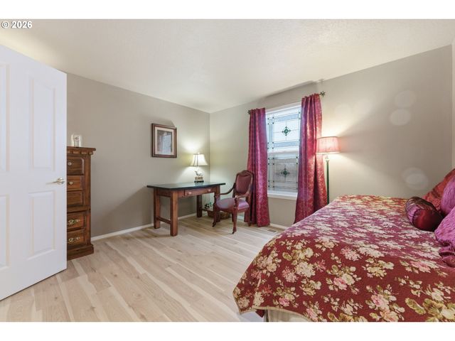 18120 Se 17TH St, Vancouver, WA 98683