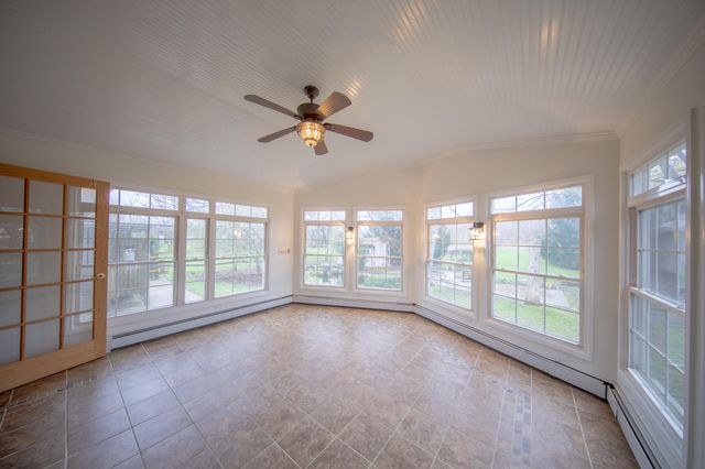 1031 N 350 E, Chesterton, IN 46304