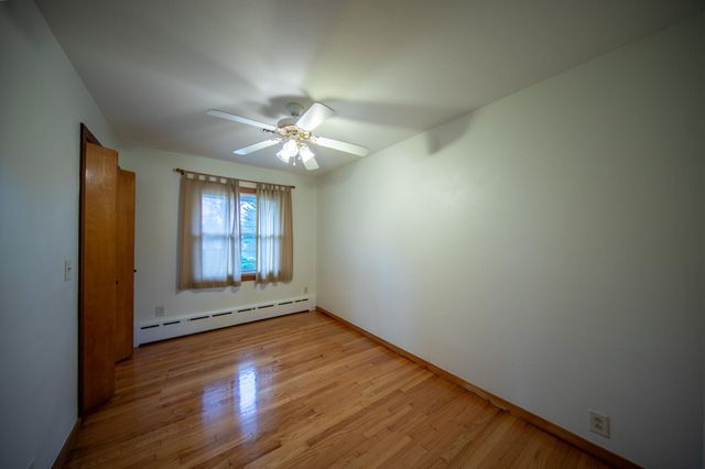 1031 N 350 E, Chesterton, IN 46304