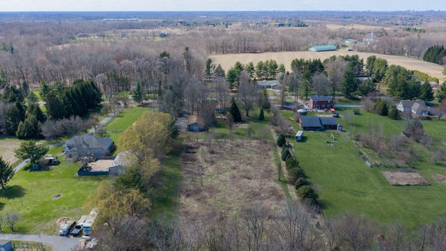 1031 N 350 E, Chesterton, IN 46304