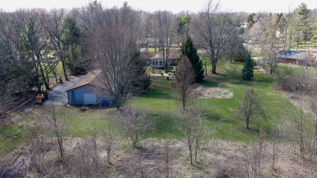 1031 N 350 E, Chesterton, IN 46304