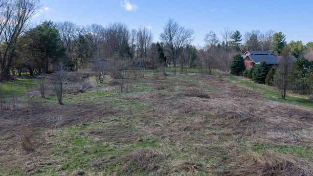 1031 N 350 E, Chesterton, IN 46304