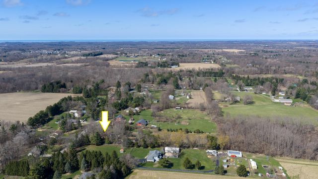 1031 N 350 E, Chesterton, IN 46304