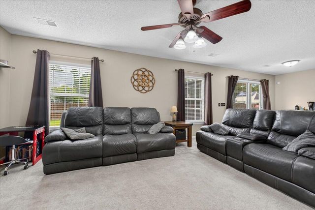 105 Warrell Circle, Summerville, SC 29485